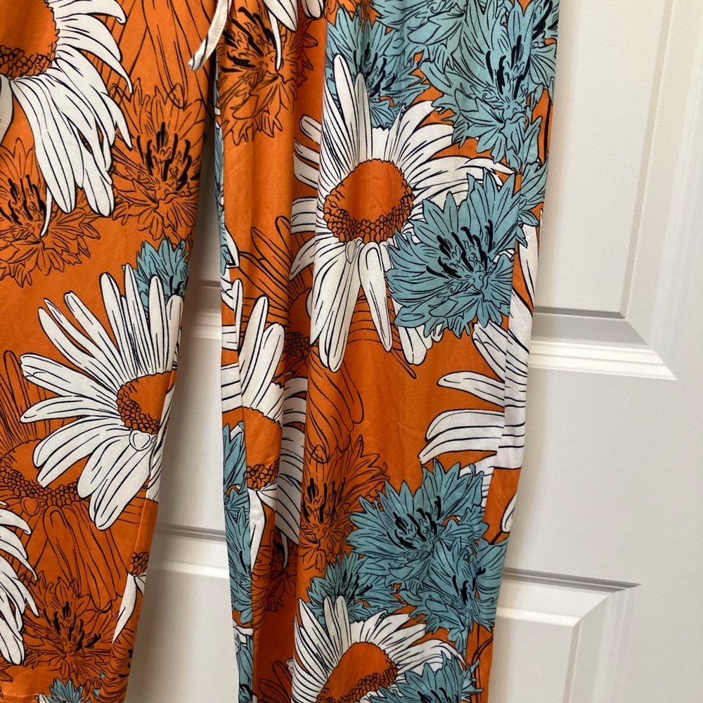Women's Palazzo Wide Legged Pants, Floral Pattern, Medium - Picture 4 of 9